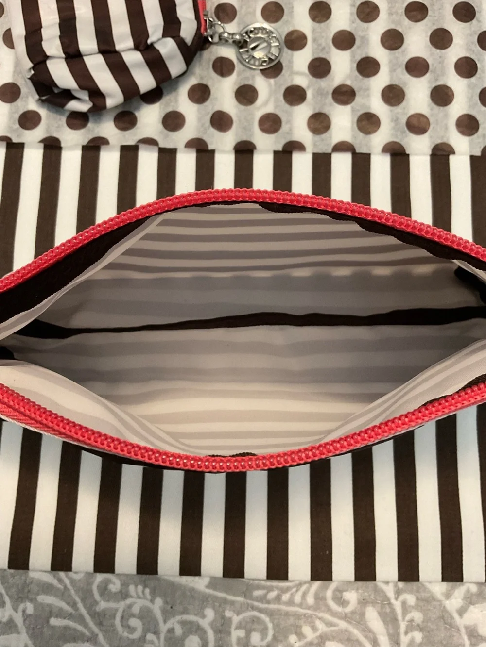 henri bendel smaller zippered